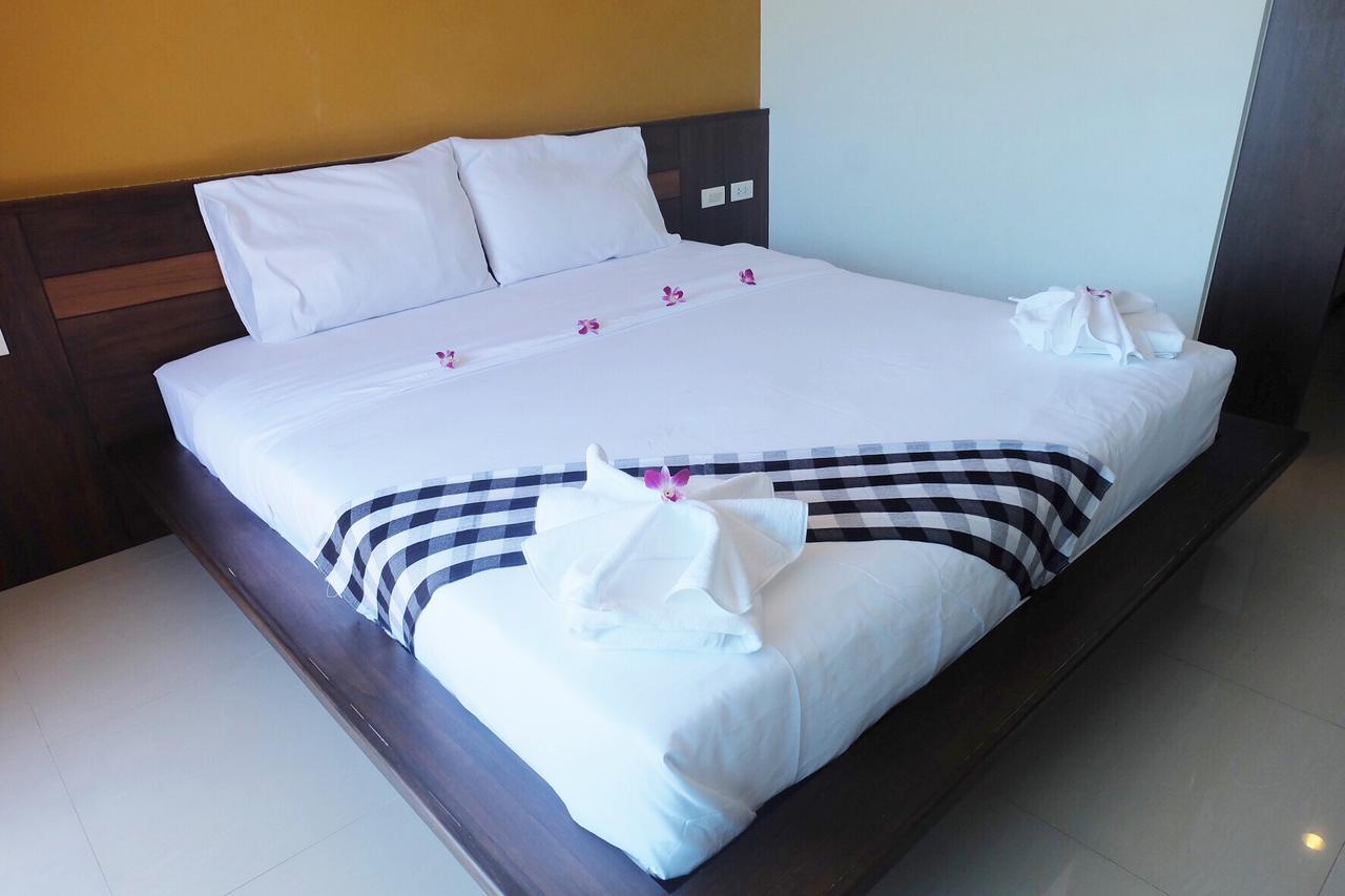 Benjamas Place Rawai Экстерьер фото